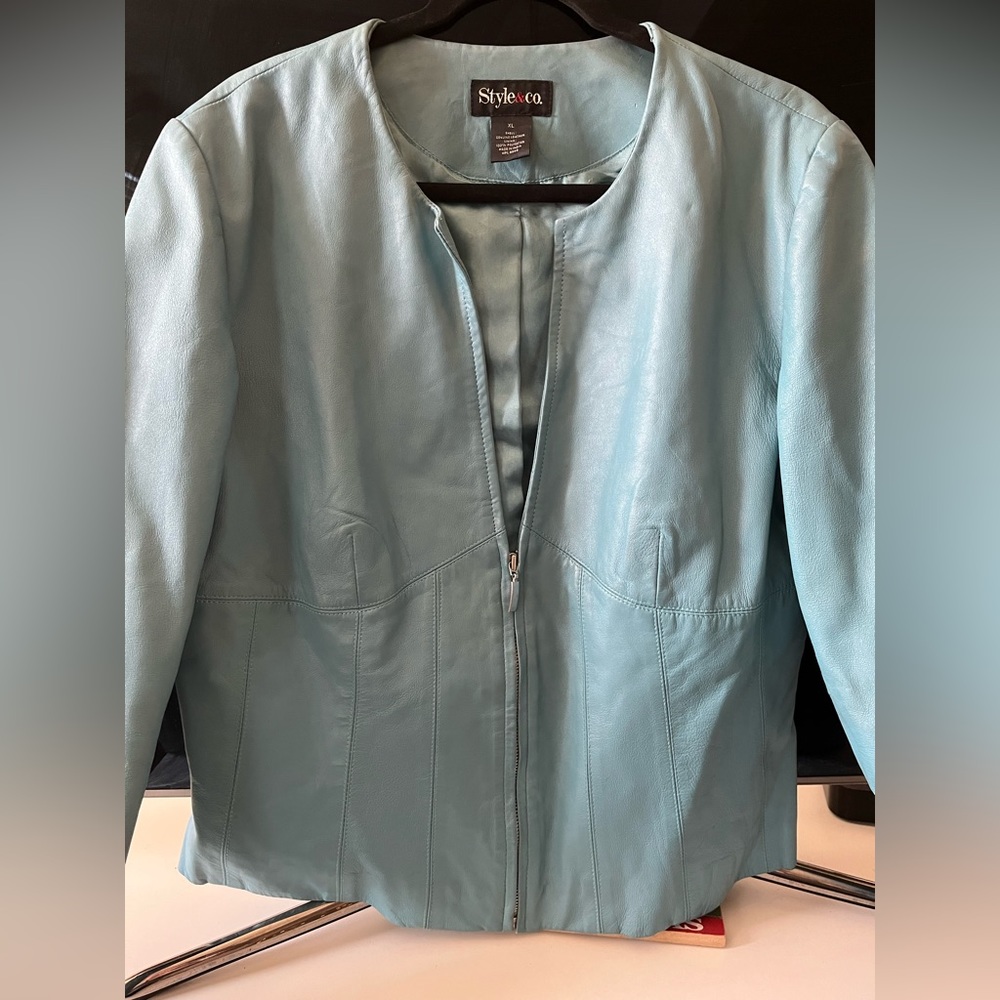 Genuine Leather Jacket - Picture 6 of 7